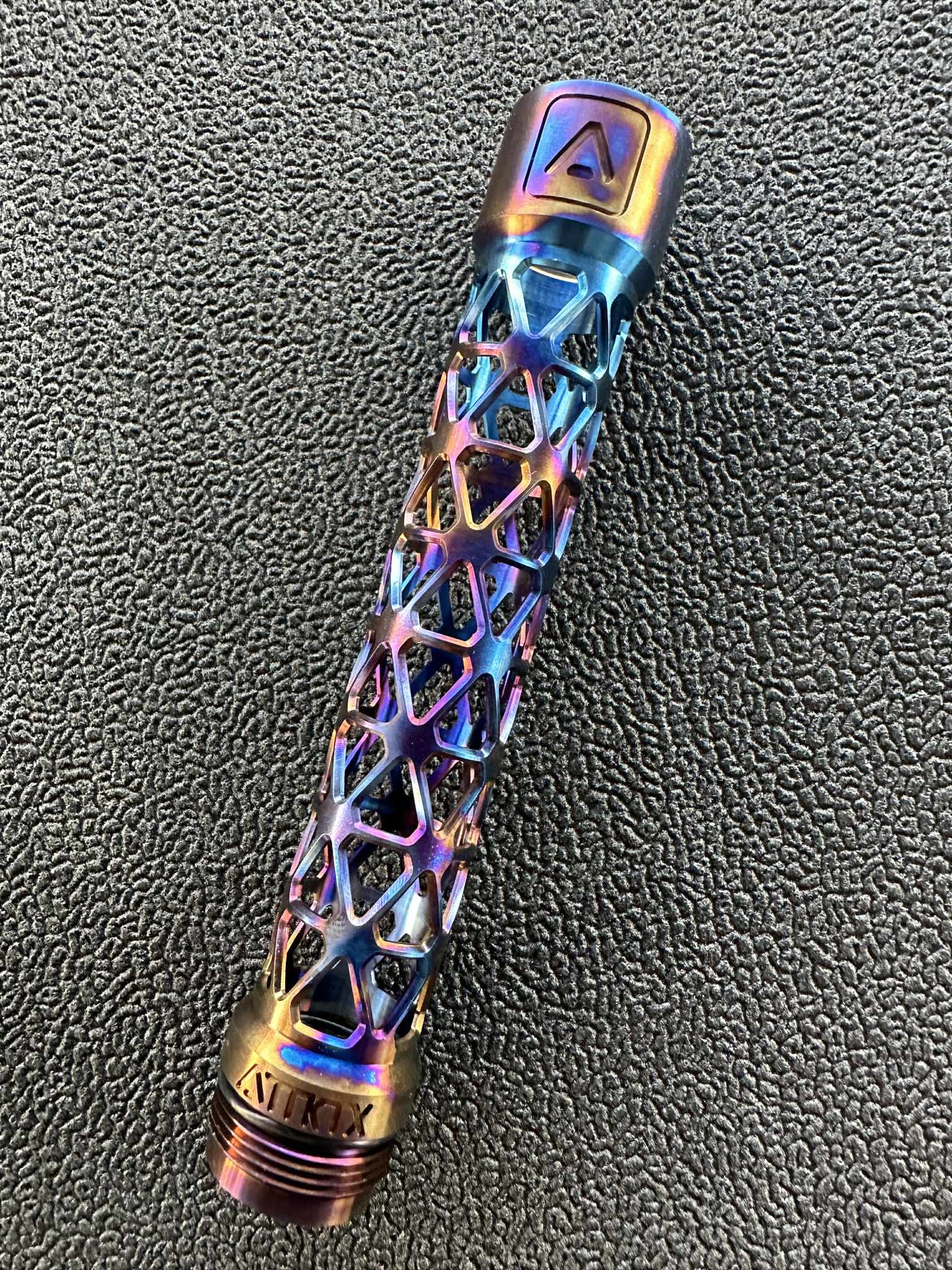 DELTA TITANIUM S63 BACK