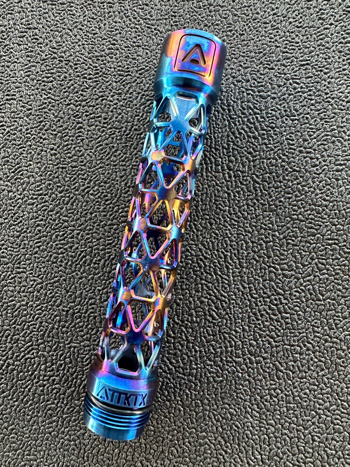 DELTA TITANIUM S63 BACK