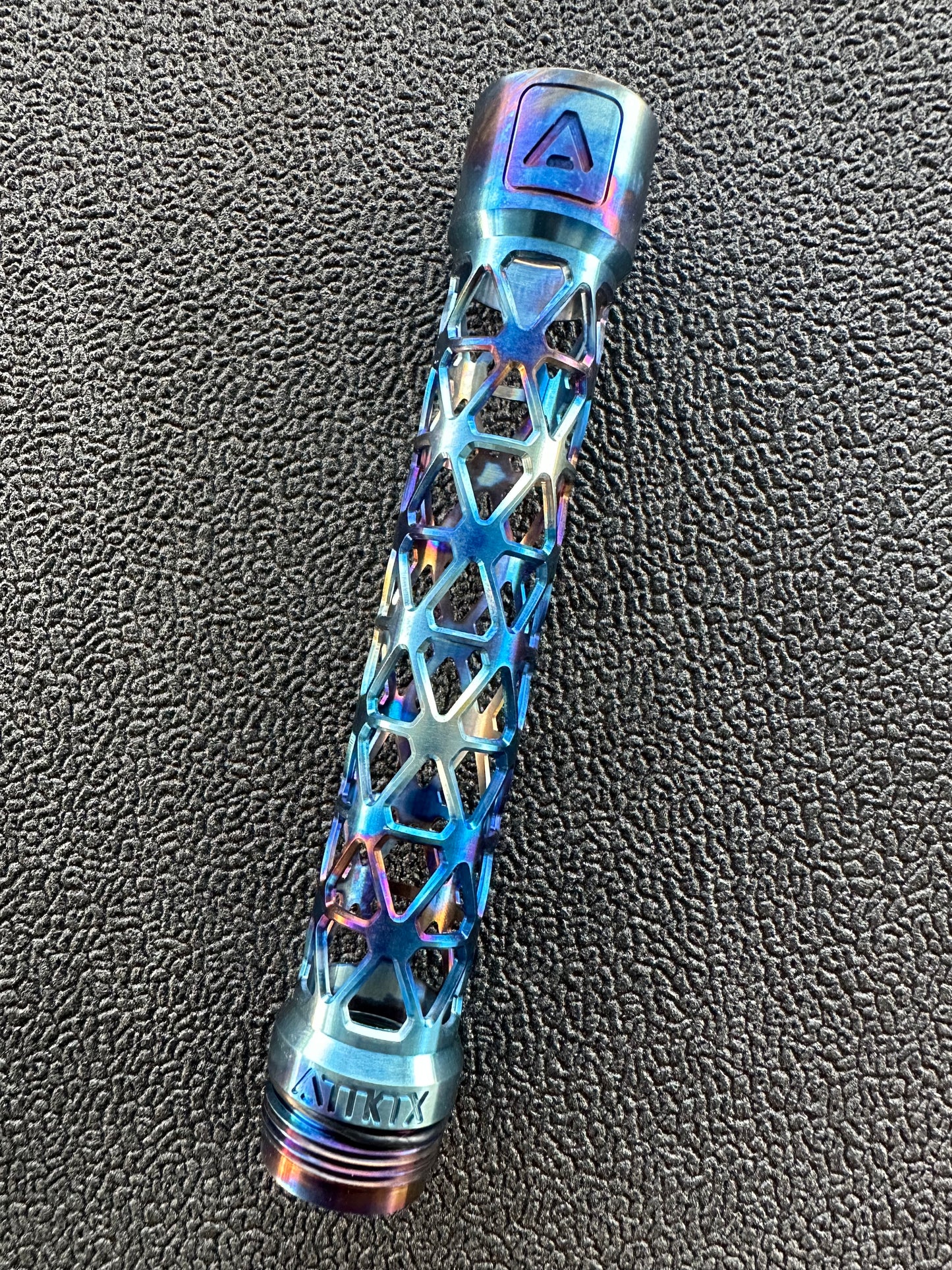 DELTA TITANIUM S63 BACK