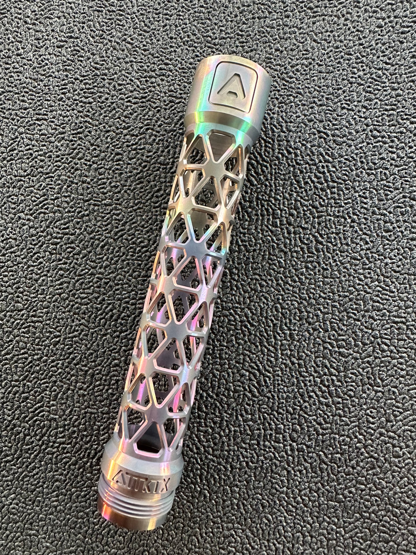 DELTA TITANIUM S63 BACK