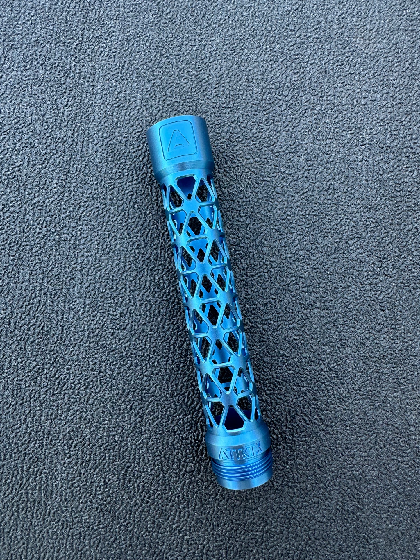 DELTA TITANIUM S63 BACK