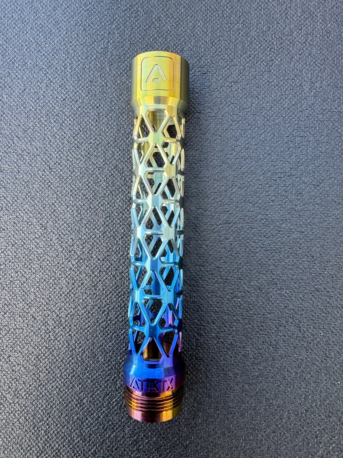 DELTA TITANIUM S63 BACK