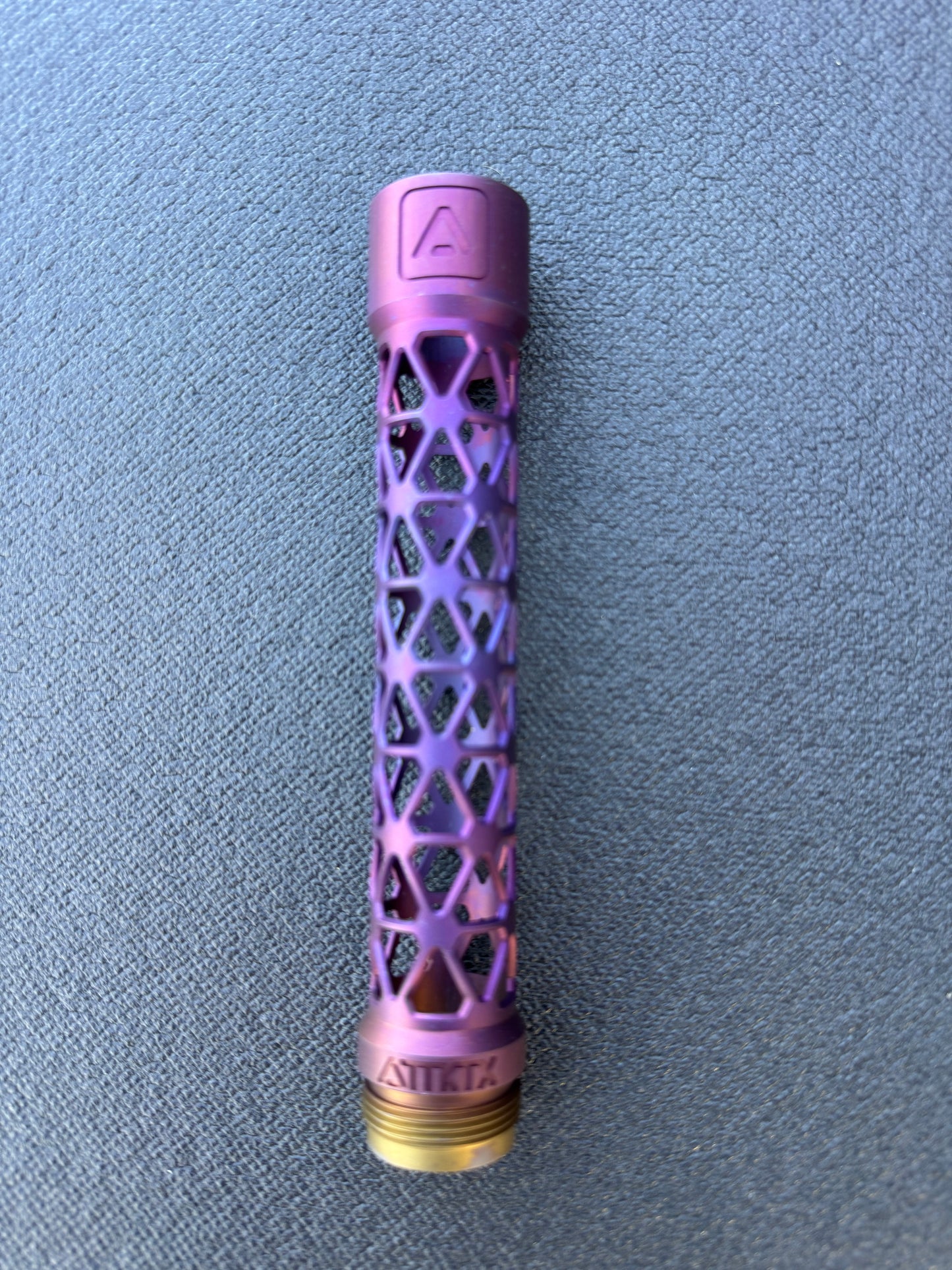 DELTA TITANIUM S63 BACK